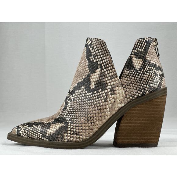 Vince Camuto Gigietta Sz 7M Snakeskin Booties Shoes Ankle Boots Womens Heels - Picture 2 of 14